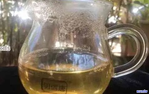 普洱茶出现絮状物正常吗？能喝吗？出现絮状物的原因是什么？