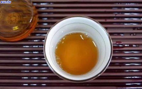 普洱茶独特的挂杯现象：原因、成因与品饮技巧解析