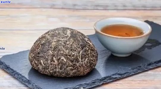 新 普洱茶沱茶饼品鉴：口感、品质与陈化潜力的深度解析