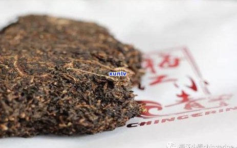 普洱茶饼：弄碎后能否继续存放？如何正确处理？