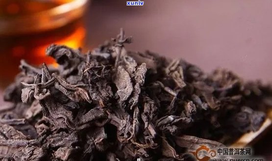 普洱老曼峨茶的功效、作用与健益处解析