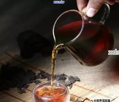 普洱茶为何越泡越浓稠：探究原因与影响