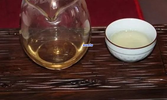 探究茶花在普洱茶中的融合：如何正确冲泡普洱茶的茶花？