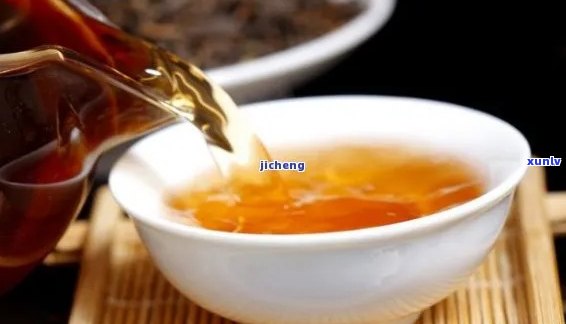 普洱茶龙柱与金针白莲：两种茶的异同解析