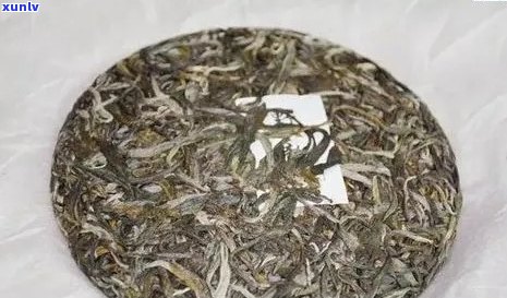 普洱茶饼中发现毛发：这是正常的品茶过程还是质量问题？