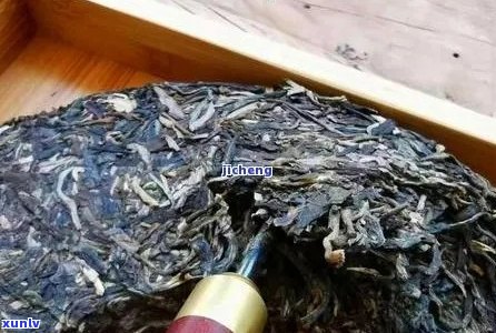 普洱茶保存与拆封技巧：如何确保茶叶完整无损，避免碎裂？