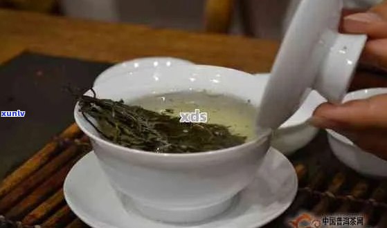 如何泡普洱茶杯子里的茶