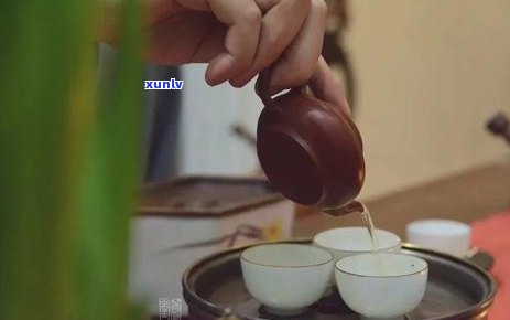 为什么普洱茶头道茶要倒掉才能喝：揭秘传统品饮方式的原因