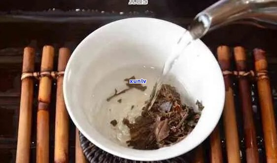 普洱茶叶泡不开的原因是什么？