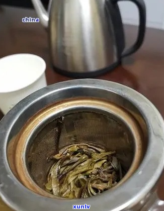 不锈钢存普洱茶是否会导致颜色变深？