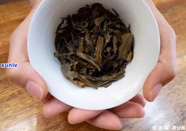 普洱茶生白色的东西能喝吗？