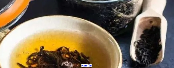 恶心想吐时喝茶是否适合？茶的种类和饮用 *** 对缓解恶心有何影响？