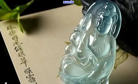 翡翠整体颜色发灰的原因及解决 *** ：深入探讨影响翡翠色泽的各种因素