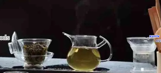 全效茶饮：一杯茶的健益处与适宜人群