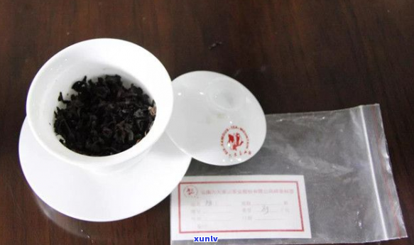 固体普洱茶的魅力：品味与体验