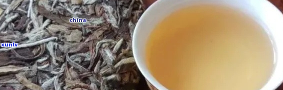 白桃普洱茶的功效与作用及禁忌：详解白桃茶与普洱茶的综合效应及注意事项