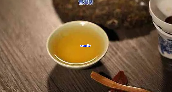 白桃普洱茶的功效与作用及禁忌：详解白桃茶与普洱茶的综合效应及注意事项