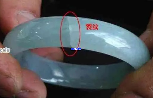 翡翠有水线好不好？影响翡翠的佩戴和价格因素分析