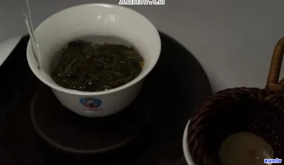 如何评估普洱茶闷泡的优劣：技巧与鉴指南